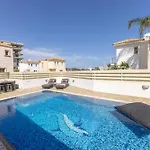 View 6 -fig Tree Bay-jacuzzi-hot Tub * プロタラス