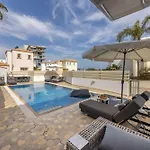 View 6 -fig Tree Bay-jacuzzi-hot Tub ヴィラ