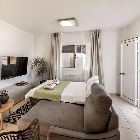 View 6 -fig Tree Bay-jacuzzi-hot Tub Protaras