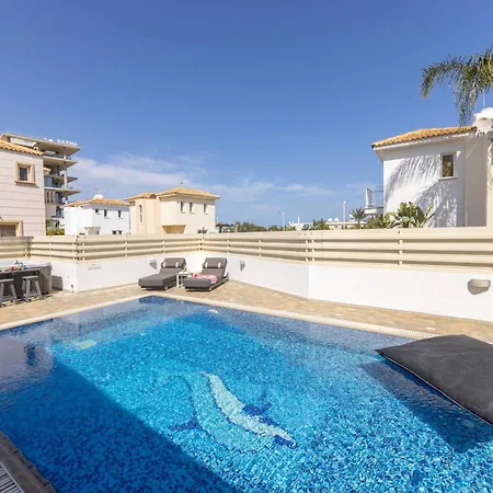 View 6 -fig Tree Bay-jacuzzi-hot Tub * Protaras