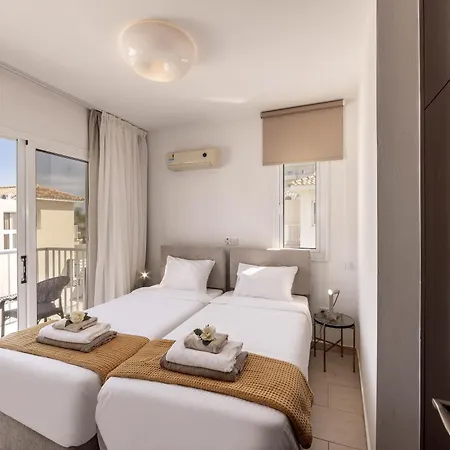 View 6 -fig Tree Bay-jacuzzi-hot Tub * Protaras