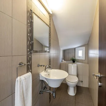 Villa View 6 -fig Tree Bay-jacuzzi-hot Tub