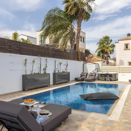 View 6 -fig Tree Bay-jacuzzi-hot Tub * Protaras