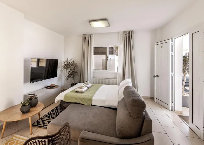 View 6 -fig Tree Bay-jacuzzi-hot Tub Protaras