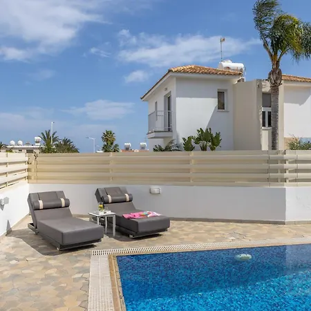 Villa View 6 -fig Tree Bay-jacuzzi-hot Tub